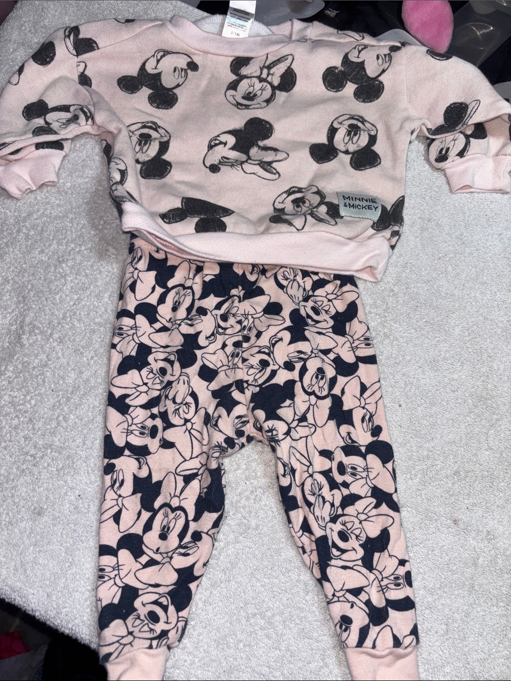 Minnie Mouse Printed Leggings & sweatshirt set